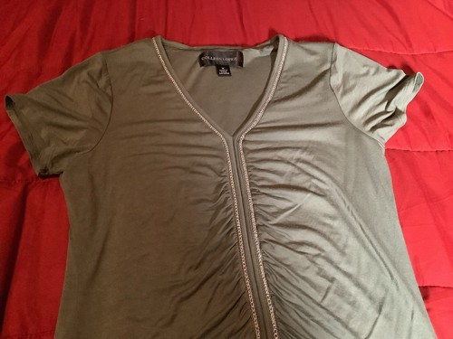 Colleen López Women Short Sleeve V-neck Blouse Size Medium - Picture 7 of 11