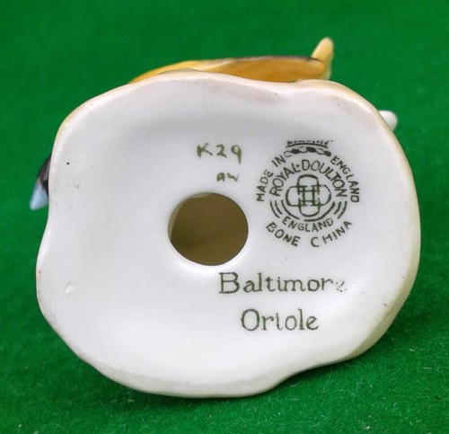 ROYAL DOULTON - BALTIMORE ORIOLE (STYLE FOUR) - K SERIES K29. - Picture 8 of 8