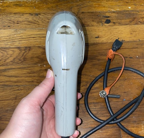 Skil 3/8” Drill Model - 584 120V - Reversing Trigger Control, Corded FOR PARTS - Picture 8 of 8