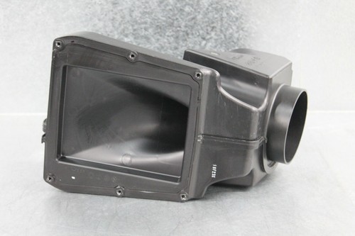Nice New 2015 - 2018 Indian SCOUT Air Box OEM Air Filter Cleaner 5453256-01 - Picture 4 of 5