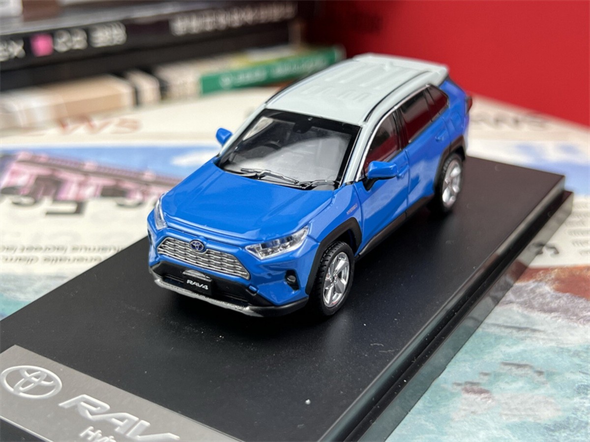 LCD 1/64 Scale Toyata RAV4 Hybrid Blue Diecast Car Model Toy