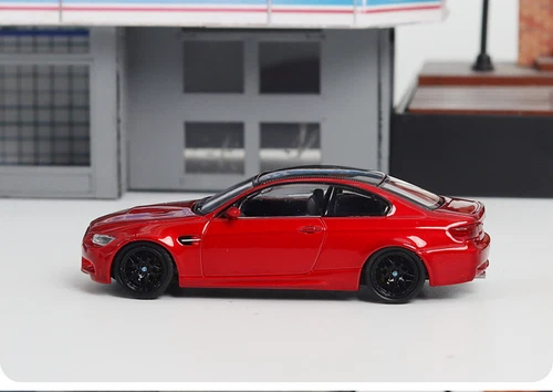 Feinmodell 1/64 Maßstab BMW M3 Coupé E92 rot Druckguss Auto Modellspielzeug Geschenk - Bild 4 von 7