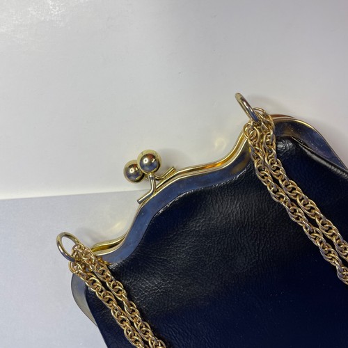 Borsa a mano vintage triangolo New York nera borsa da sera finiture oro serratura bacio - Foto 8 di 9