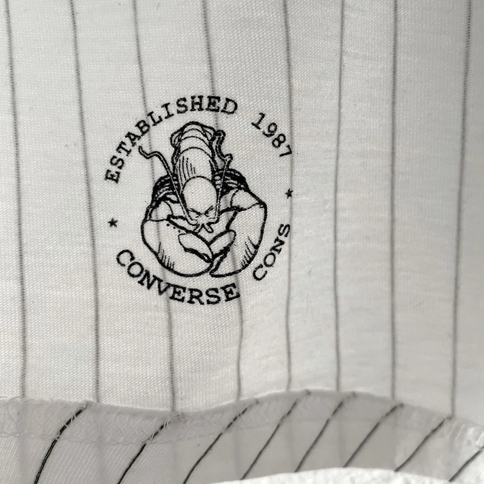 Camiseta Converse Rayas Gris y Blanco Béisbol Bolsillo - Talla XS UNISEX Foto 4 de 4