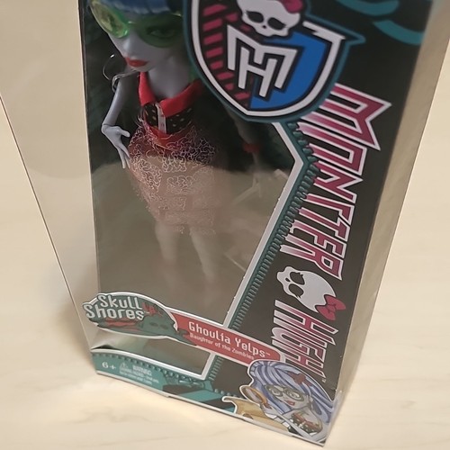 Monster High Skull Shores Ghoulia Yelps Mattel 2011 Swimsuit Sunglasses New NIB - Picture 13 of 18