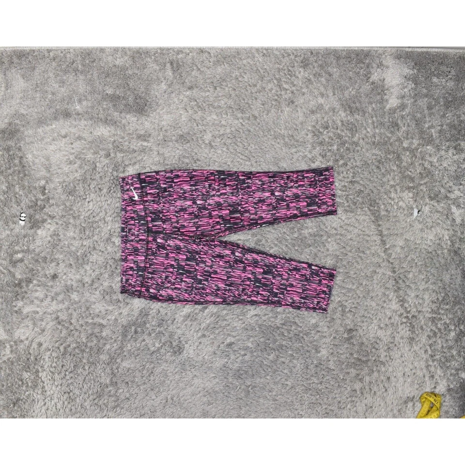 Леггинсы Nike Dri Fit женские размер M брюки-капри розовые полиэстер без застежек с геометрией - Изображение 2 из 4