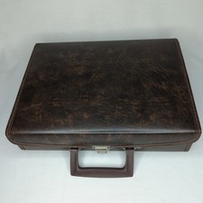 Vintage BMI Beaux Cassette Carrying Case Brown Vinyl Faux Leather 30 Slot