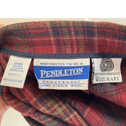 Pendleton knockabout pleated plaid wool skirt adjustable belt closure 33” 16? - Picture 4 of 4
