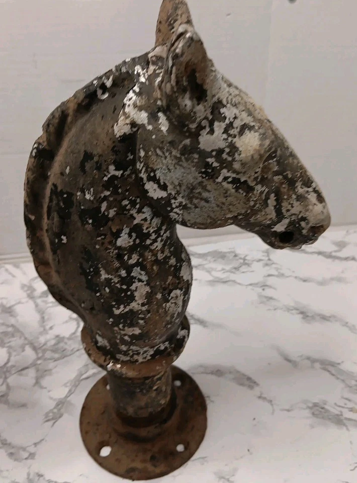 Pair Antique Metal Horse Heads Hitching Post Tie Down SEE PICTURES/DESCRIPTION - Image 4 of 4