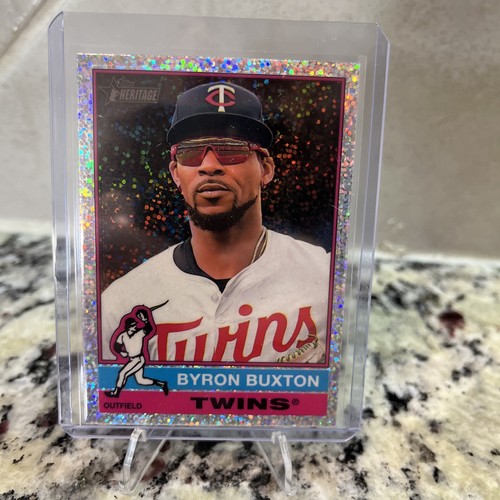 2025 Topps Heritage Byron Buxton Silver Sparkle Minnesota Twins #282