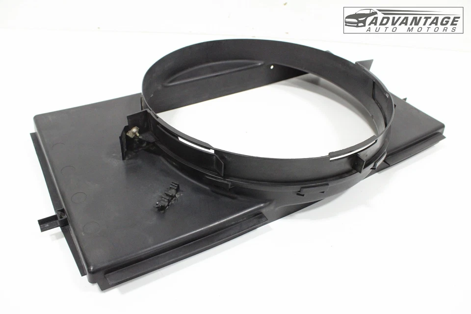 HUMMER H2 2003-2007 6,0 L motor radiador refrigerante ventilador cubierta OEM Foto 4 de 4