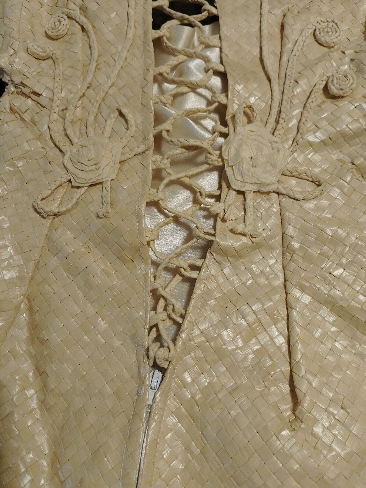 Picture 4 of 9