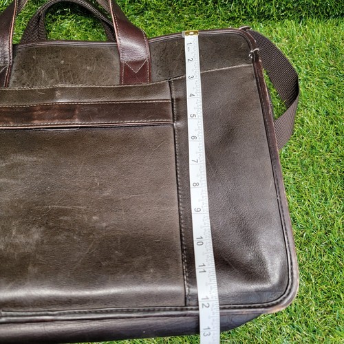 Wilson's Leather Laptop travel Bag Distressed! - Picture 22 of 24