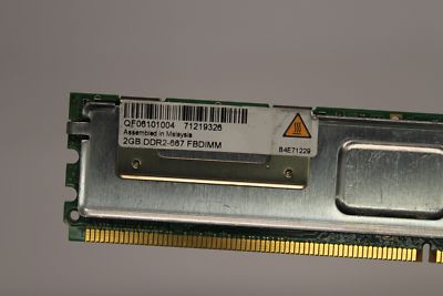 Qimonda QF06101004 2GB SD RAM DDR2-667 PC2-5300 Bus Speed 128x4