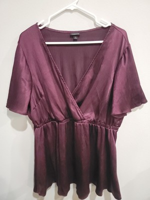 Torrid Lily Babydoll Top Shiny Gauze Short Flutter Sleeves Purple Size 2 2X EUC