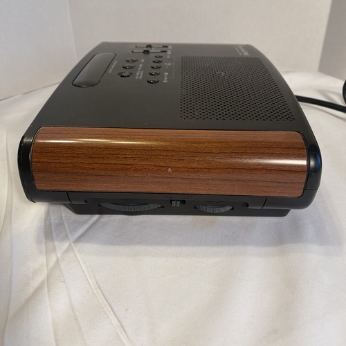 Vintage Sony Dream Machine Dual Alarm Digital Clock AM/FM Radio Tested Works - Picture 4 of 6