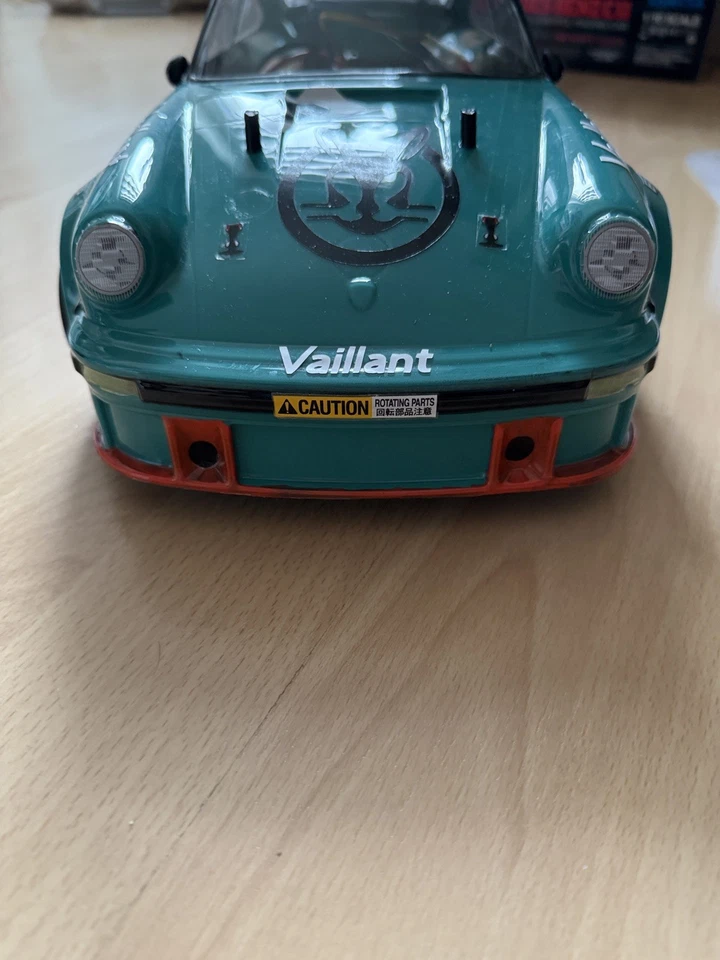 Tamiya TA02SW Chassis u. Porsche 934 Karosserien - Bild 2 von 4