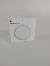 Apple MagSafe Magnetic Wireless Charger USB-C Fast Charge for iPhone NEW