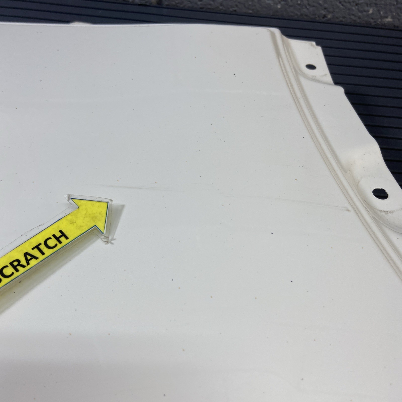 2017-2024 Maserati Levante M161 Front Left Fender Panel White VR.286 OEM *NOTE*