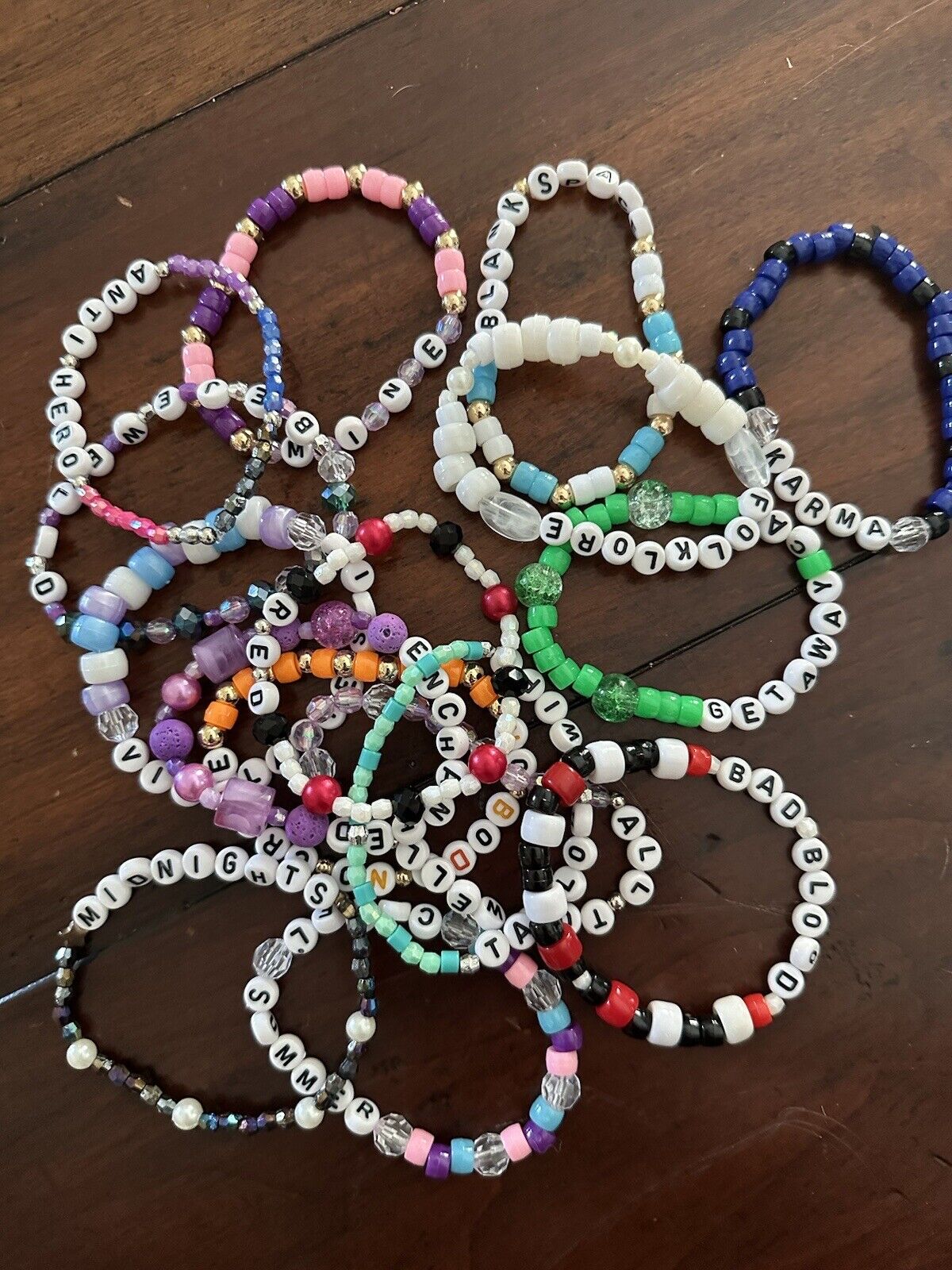 Taylor Swift Friendship Bracelets - Fast Shipping☆