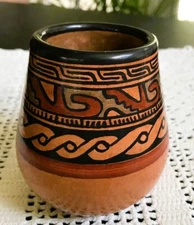 Costa Rica Glazed Clay Indigenous Pottery Vase Signed 3.75" ~ Guaitil