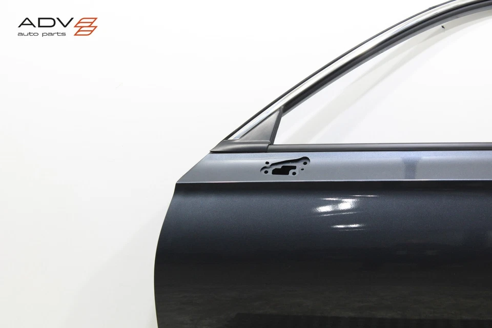 Honda Civic 2022-2025 panel de carcasa de puerta delantera izquierda del lado del conductor OEM Foto 2 de 4