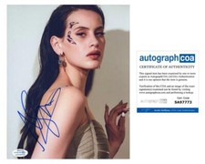 Milena Smit "Parallel Mothers" AUTOGRAPH Signed 8x10 Photo F ACOA