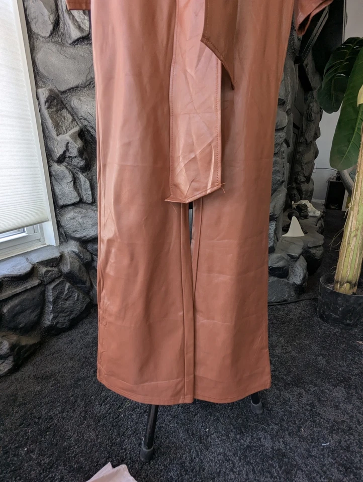 Vtg "10 Hours Of Fashion" Faux Leather Pleather 2 pc Pant Suit 70s 80s Brown M - Image 3 of 4