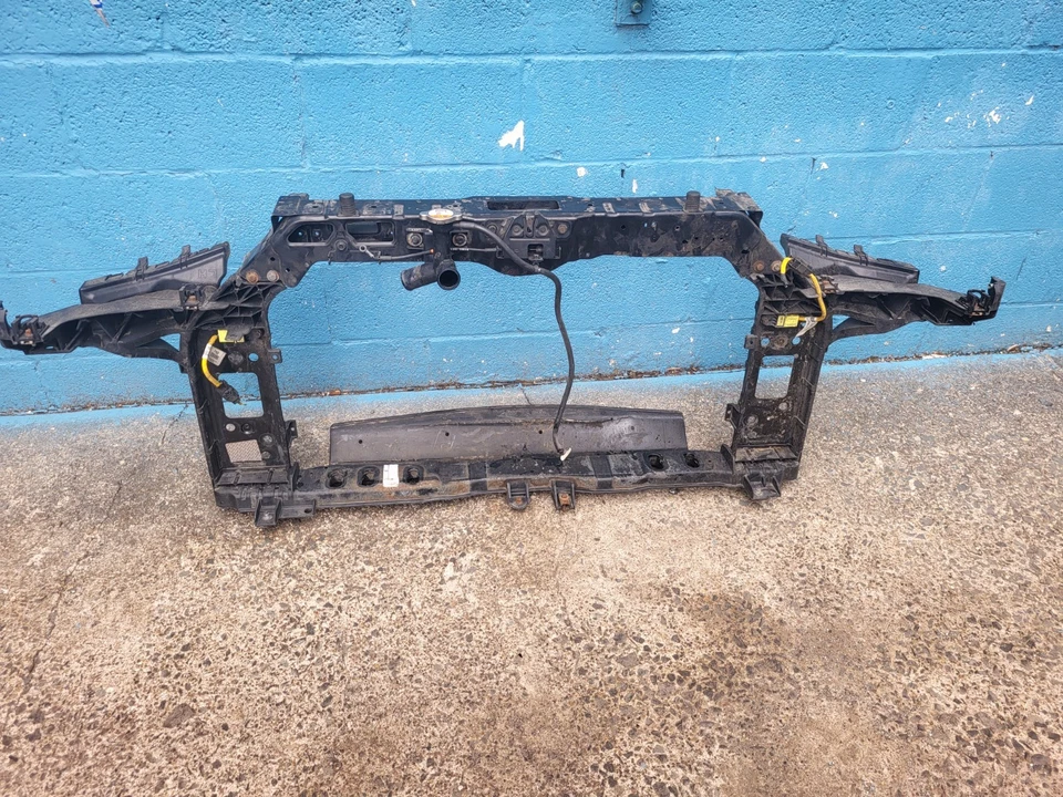 2014 - 2019 KIA SOUL RADIATOR CORE SUPPORT W/O FAN/ RADCANDENCER OEM PRE-OWNED - Image 4 of 4