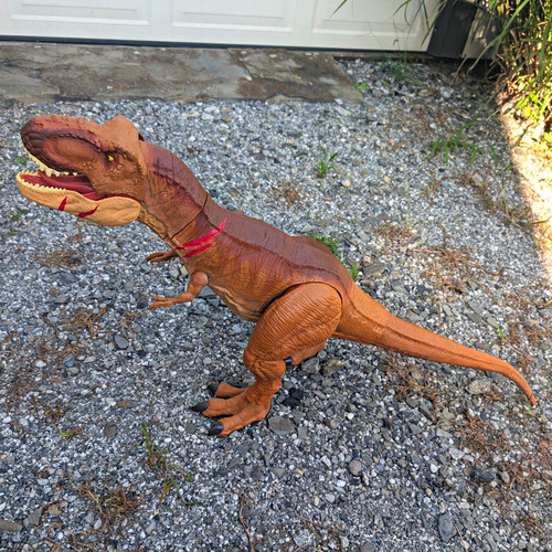 Jurassic World 41" Super Colossal T REX Dinosaur Toy
