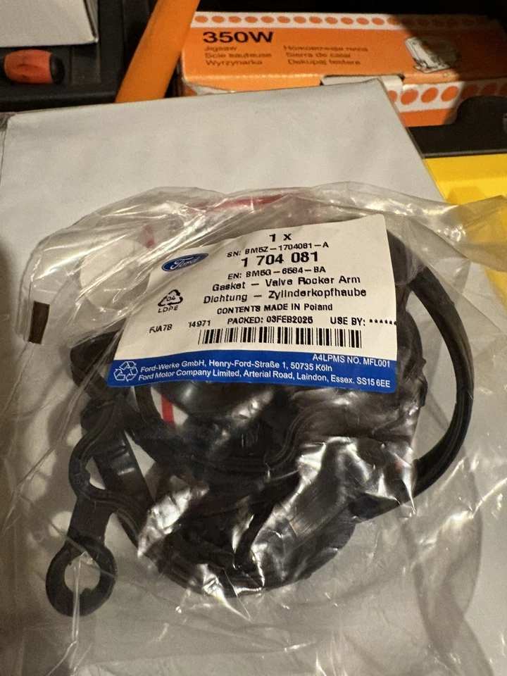 1.6 ecoboost Genuine Ford Fiesta ST180/ Focus/ Kuga/ Mondeo  Rocker Cover Gasket - Image 4 of 4
