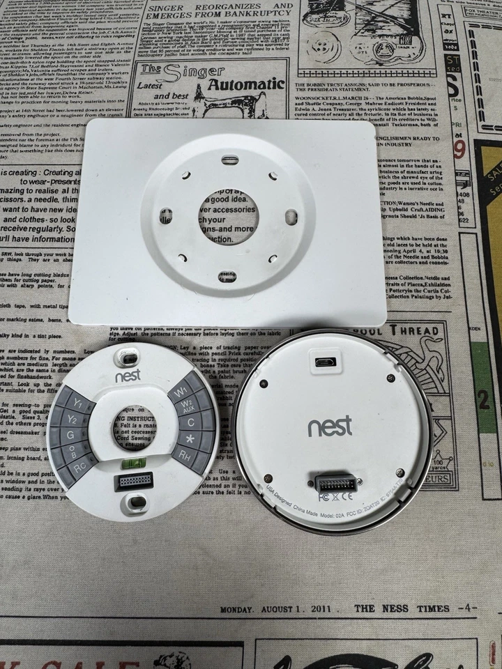 Nest 2nd Generation Learning Thermostat Silver Programmable - Image 2 of 2