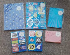 New - Warner Brothers -Looney Tunes - Decoupage Card Making Kit