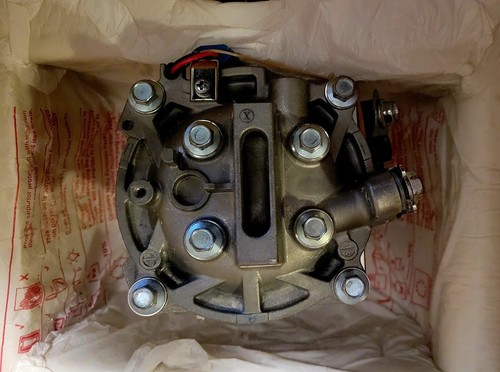 Acdelco 15-22301 Air Conditioning Compressor And Clutch Assembly - Picture 6 of 9