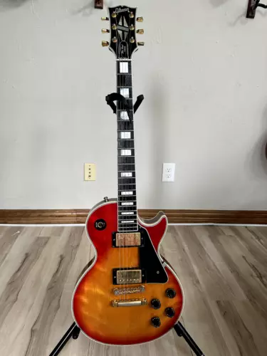 Gibson les paul custom cherry sunburst guitar (1993)