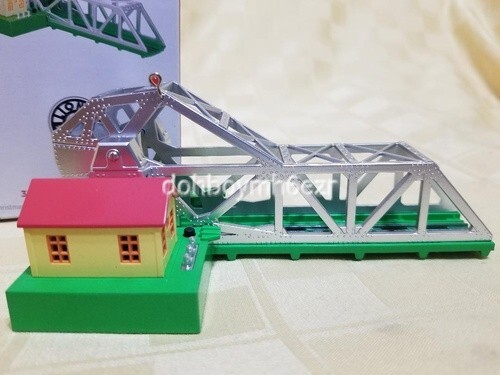 Hallmark 2024 Lionel 313 Bascule Bridge Magic Light Christmas Ornament - Picture 2 of 2