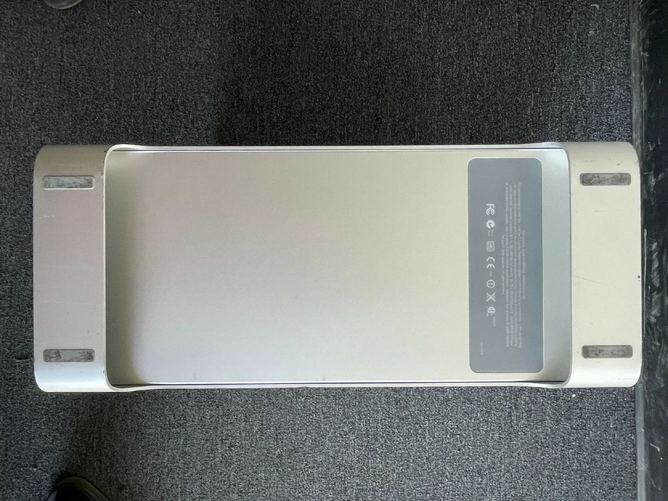 APPLE MAC PRO 2009 4,1 A1289 4 NÚCLEOS 2x 2,26 GHz GT120 16 GB RAM 1 TB SISTEMA OPERATIVO Mojave Foto 4 de 4