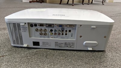 サンヨ、T4100 Sanyo ジャンク SANYO Pro xtraX Multiverse Projector PLC-XW55 LCD Projector | eBay