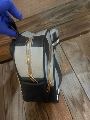 Gray Plaid adjustable strap backpack w/matching wallet - fun  display picture 1