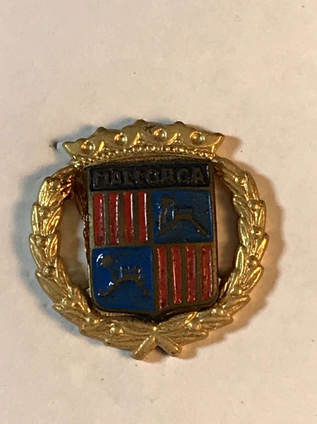 PIN SANTIAGO ORO ESCUDO MALLORCA