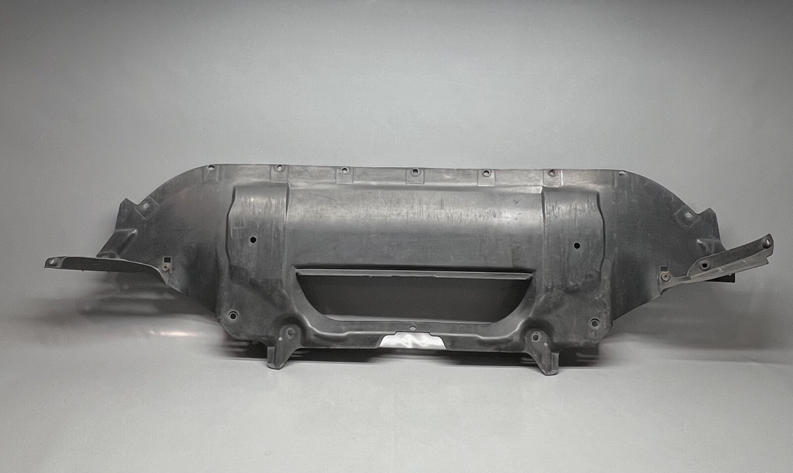 MASERATI GRAN CABRIO FRONT UNDER SHILED 2010 2011 OEM 082421800