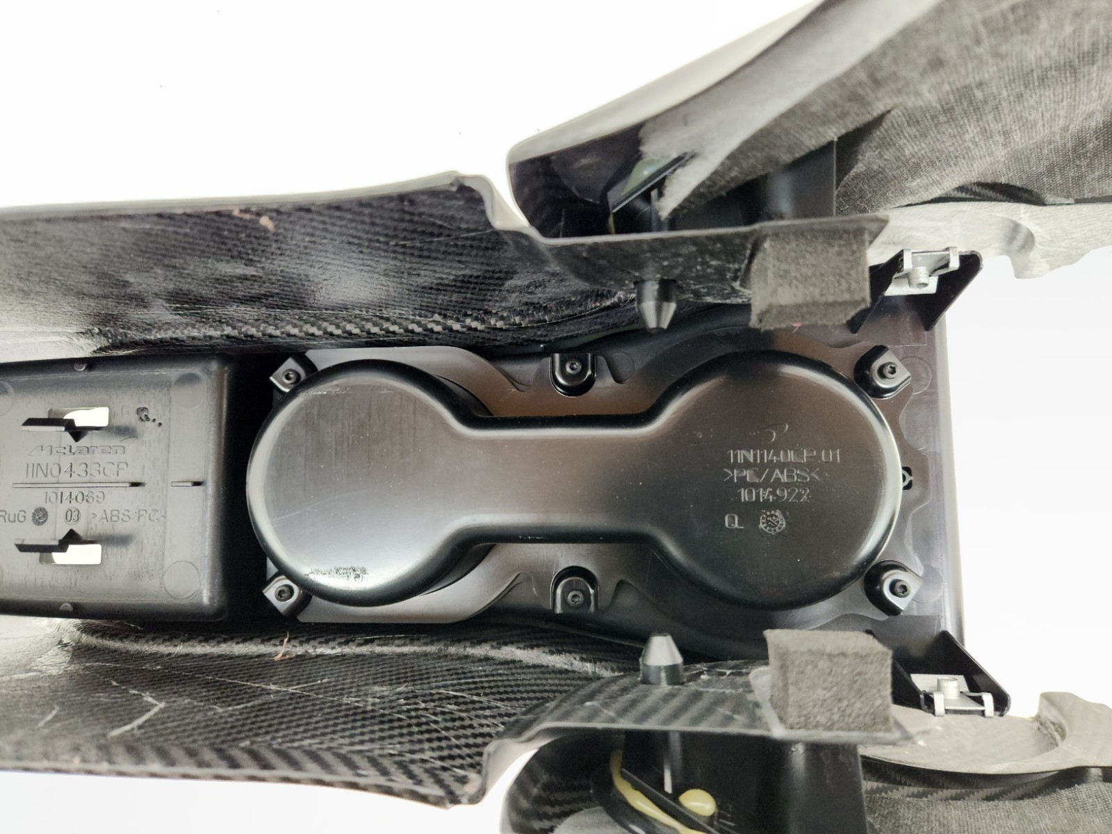 2015-2017 MCLAREN 675LT FRONT CENTER CONSOLE CUPHOLDER CARBON FIBER 3-PIECE OEM