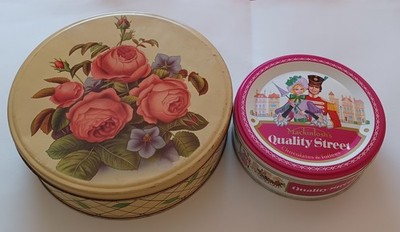 2 alte Blechdosen 1xBrandt Biskuits 50er, 1x Quality Street 90er