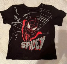Marvel Spider-Man Boys Black Graphic T Shirt Size 6 Fit More Like Size 5 