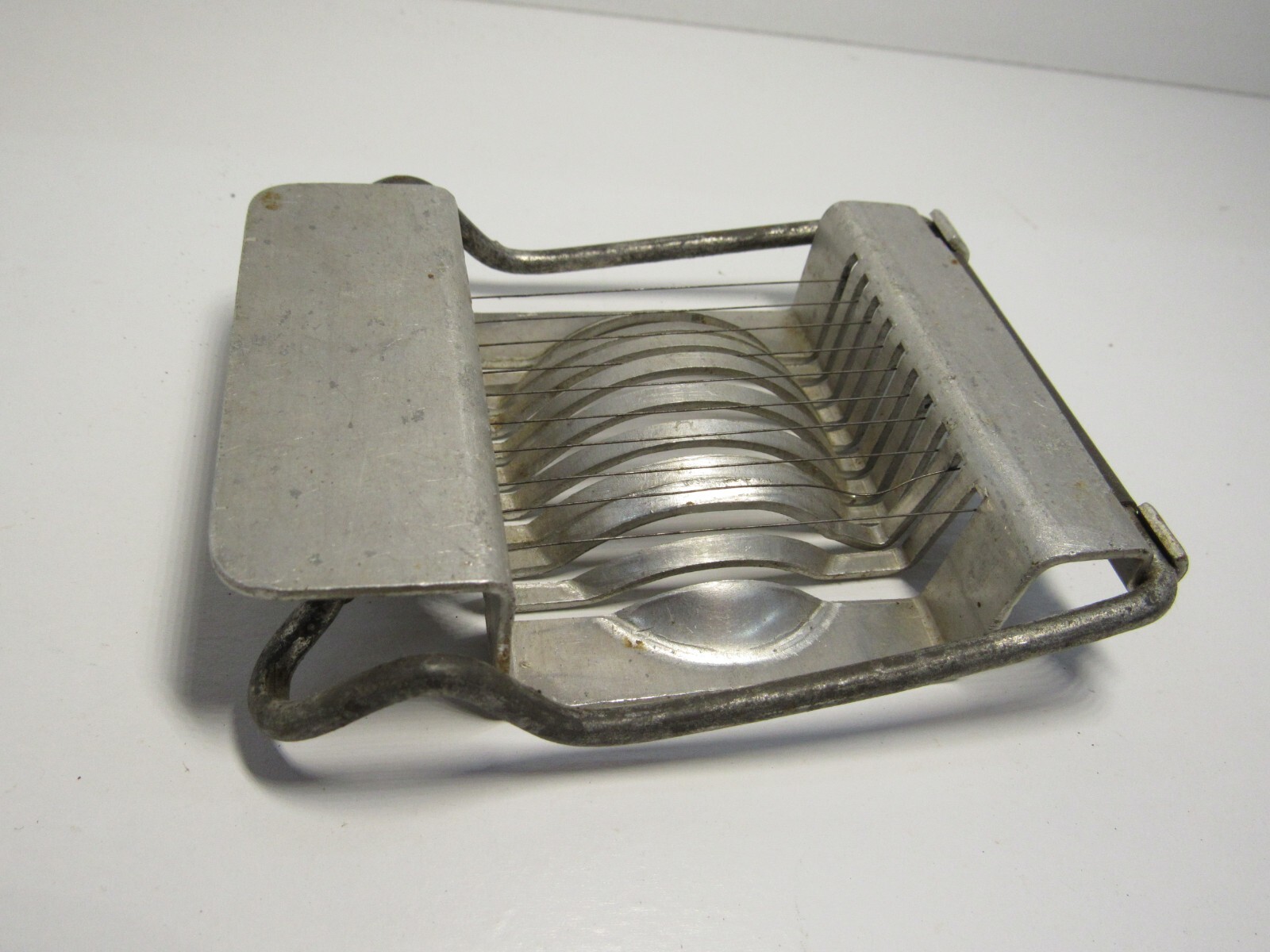 Vintage 1950s 1960s Aluminum Hard Boiled Egg Cutter or Slicer Small Kitchen  Utensil Metal Decor Kitchen Small Wires Tool Hinged 