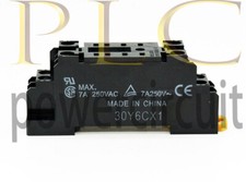 Omron PYF08A-E Relay Socket 250 VAC 8 Pin New 1PCS