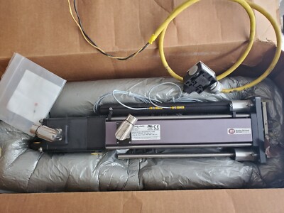 Exlar GSX30-1005-MCX-AB9-RB-AR-L2-42468 Servo Motor 460 Volts 2.44pk Amps