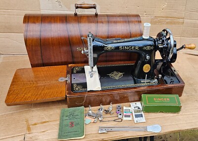 Singer 15K80 Handkurbel Vintage Nähmaschine mit Singercraft, Zubehör,