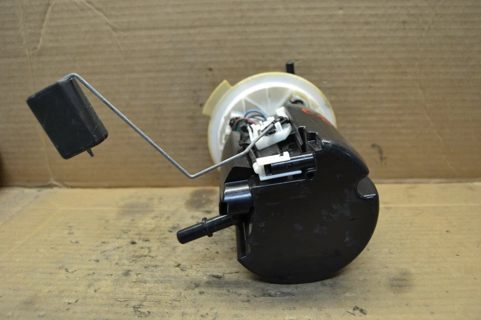 08-09 Cadillac CTS 3,6 L Bomba de combustible OEM Conjunto 353-14D3 Foto 4 de 4