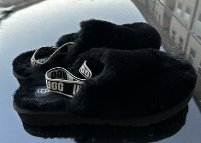 UGG Women's Fluff Yeah Slides Slippers Slides Black Fur Size 5